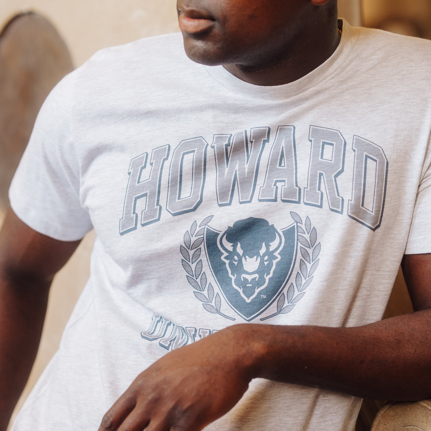 Howard Bison 1990s-Inspired Seal Tee